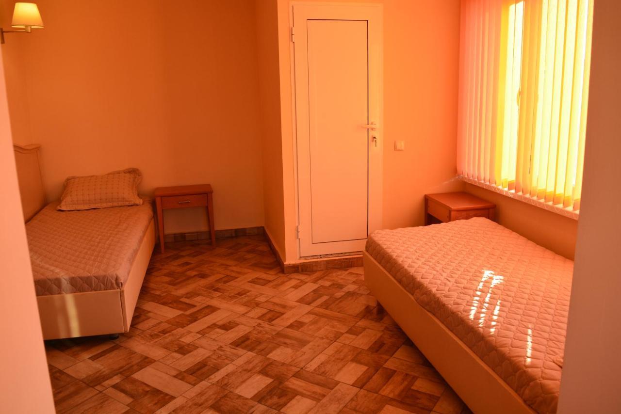 Стаи Под Наем Гр.Сливница Slivnitsa Exterior photo